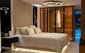 Ecrin Secret, Duplex Prestige, Proche Corniche & Medina, Piscine, Parking, Wifi, Iptv, Ac