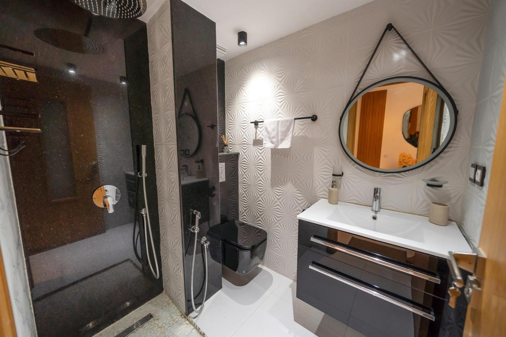 Apartamento Ecrin Secret, Duplex Prestige, Proche Corniche & Medina, Piscine, Parking, Wifi, Iptv, Ac Tánger Exterior foto